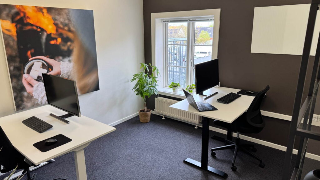 Kontoret kan indrettes på flere måder efter behov